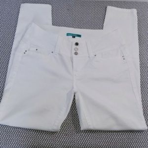 YMI Jeans White Size 13 Skinny Mid Rise Stretch